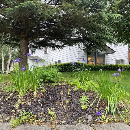 Sunstar Alaska Bed And Breakfast Llc-3